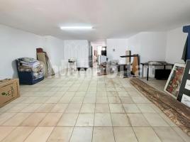 Local comercial, 65 m², Zona