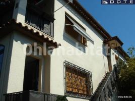Houses (terraced house), 319 m², Zona