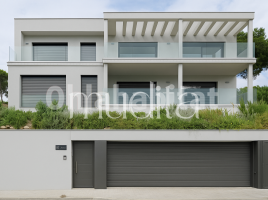 Houses (detached house), 374 m², near bus and train, almost new