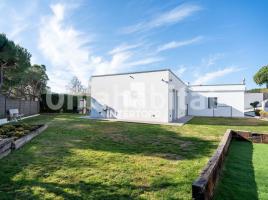  (unifamiliar adossada), 198 m², presque neuf, Zona