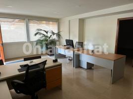 Alquiler local comercial, 102 m²