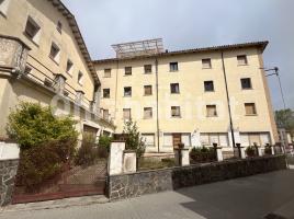 , 1350 m², Calle Montsolis