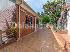Casa (chalet / torre), 220 m²