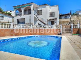  (xalet / torre), 153 m²