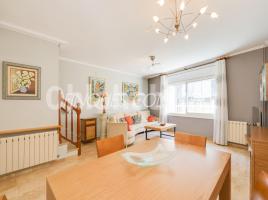 Houses (terraced house), 176 m², near bus and train