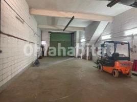 Alquiler otro, 350 m², Calle de la Festa Major d'Iquique, 36