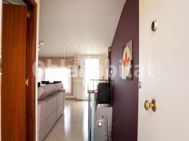 Piso, 137 m², seminuevo, Zona