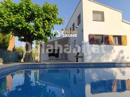 Casa (unifamiliar aislada), 290 m², Zona