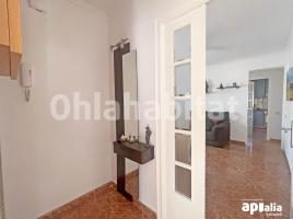 Piso, 82 m², cerca de bus y tren, Calle de Candanchú