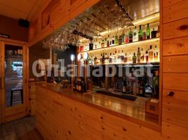 Alquiler local comercial, 125 m², cerca de bus y tren