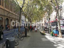 Flat, 80 m², near bus and train