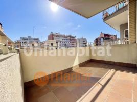 Piso, 99 m², cerca de bus y tren, Paseo de Torras i Bages