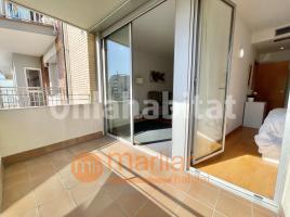 Piso, 99 m², cerca bus y metro, Paseo de Torras i Bages
