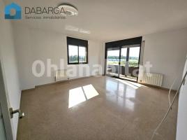 Flat, 96 m², almost new
