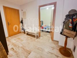 Pis, 151 m², seminou, Zona