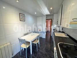 Flat, 98 m², Vía Alexandra