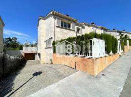 Casa (unifamiliar adossada), 317 m², seminou