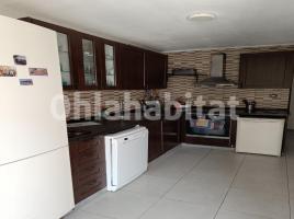 Casa (chalet / torre), 220 m², seminuevo, Calle dels Pugets