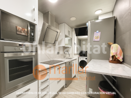 Pis, 80 m², prop de bus i tren, Calle de Francesc Moragas