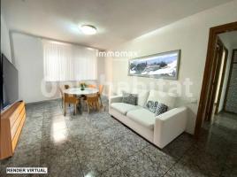 Piso, 65 m², Zona