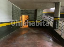 Parking, 23 m², almost new