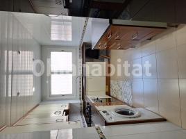 Pis, 118 m², prop de bus i tren, seminou, Calle del Pedró