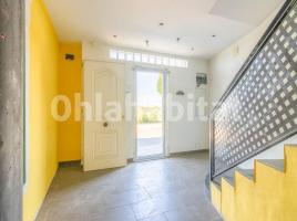 Houses (terraced house), 232 m², almost new, Calle del Riu