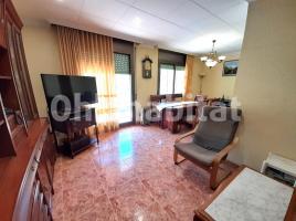 Pis, 70 m², prop de bus i tren