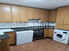 Alquiler piso, 80 m², cerca de bus y tren, Calle Reial