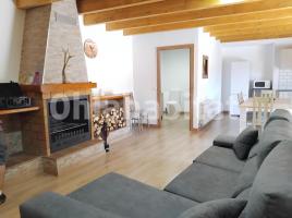 Casa (unifamiliar adosada), 220 m²