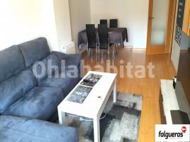 Pis, 78 m², prop de bus i tren, seminou, Calle de Joaquín Costa