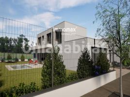 Casa (unifamiliar aïllada), 256 m², Zona