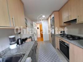 Pis, 129 m², seminou, Zona