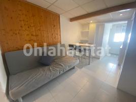 Lloguer estudi, 25 m², prop bus i metro, Calle dels Mercaders, 6