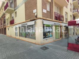 Lloguer local comercial, 68 m², prop de bus i tren, Calle de Joaquim Molins, 2