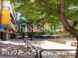 Pis, 82 m², prop bus i metro, Calle del Pont del Treball Digne