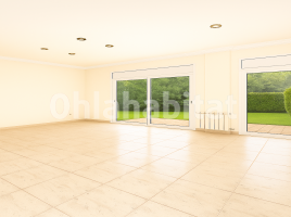 Piso, 80 m², cerca de bus y tren