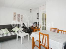 Piso, 60 m², Zona