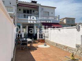 Casa (unifamiliar adossada), 86 m², Zona