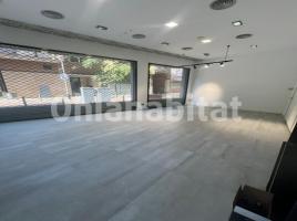 Alquiler local comercial, 46 m², cerca de bus y tren, seminuevo, Calle Gran de la Sagrera, 117