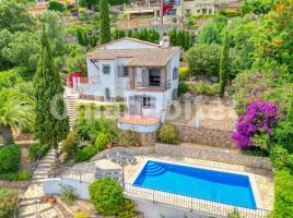 Casa (xalet / torre), 172 m², Calle Ginebra