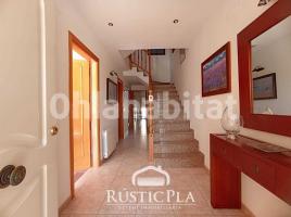 Casa (unifamiliar adosada), 186 m², seminuevo
