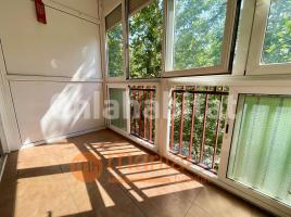 Pis, 68 m², prop bus i metro, Rambla de Prim