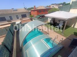 Casa (unifamiliar adosada), 214 m², seminuevo