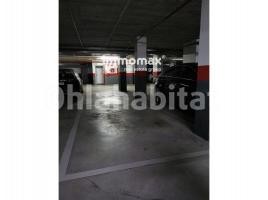 Louer , 26 m², Zona