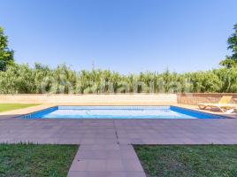 Flat, 85 m², almost new