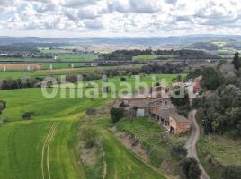 Houses (villa / tower), 402 m², Avenida del Castell, 1