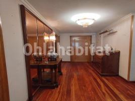 Pis, 168 m², prop bus i metro