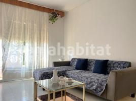 Apartament, 71 m², Calle de Pau Casals