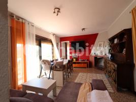Casa (unifamiliar adossada), 298 m², Calle ORQUIDEA, 6
